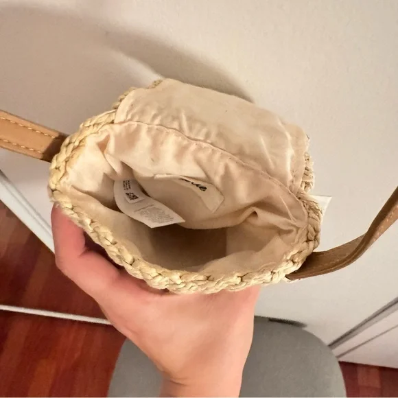 AERIE straw woven phone purse - Picture 6 of 6